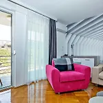 Hotell Adeo