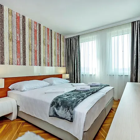 Adeo Hotel