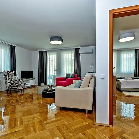 Hotel Adeo