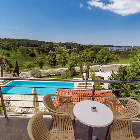 Adeo 4* Poreč