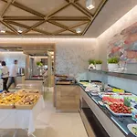 Hotel Adeo 4*