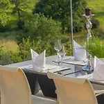 Adeo Hotel 4*